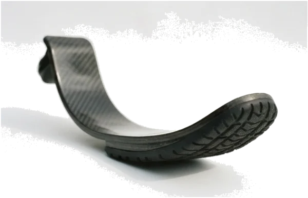 Quais equipamentos são utilizados no atletismo paralímpico?