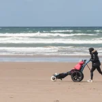 Atividades de Praia Inclusivas: Muito Além do Surfe e do Sol